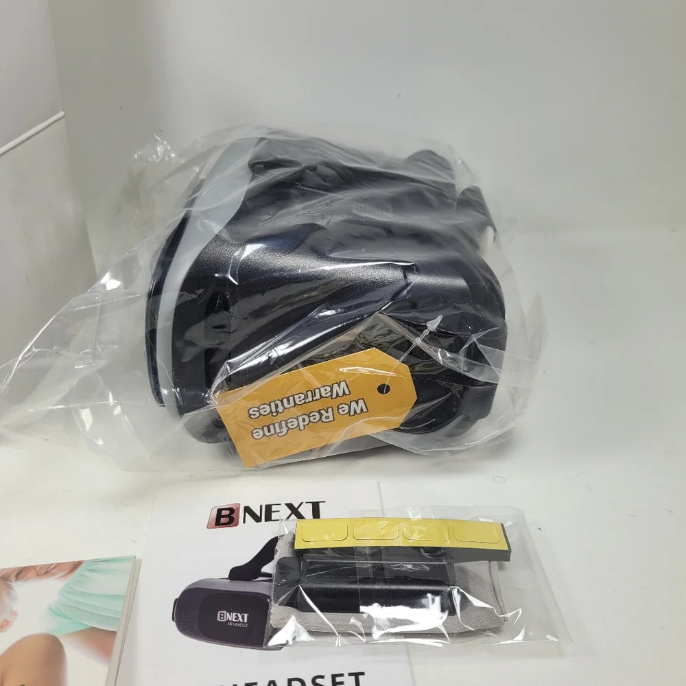 Bnext Black VR Headset